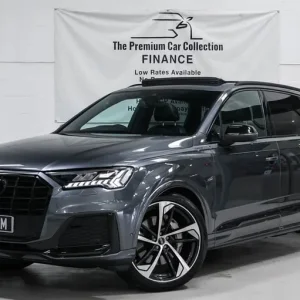 2022 Audi Q7 TDI QUATTRO S LINE BLACK EDITION WITH SLIDING PANORAMIC ROOF