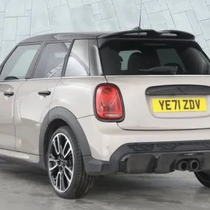 2021 MINI Cooper S Sport 2.0 5-door Hatchback - Image 2