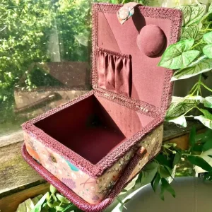 Fox fabric design sewing container - Image 4