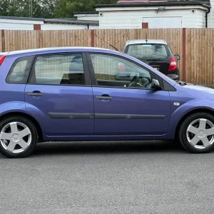 Ford Fiesta 1.4 Zetec 5-Speed Manual - Image 2