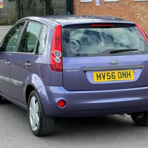 Ford Fiesta 1.4 Zetec 5-Speed Manual - Image 4