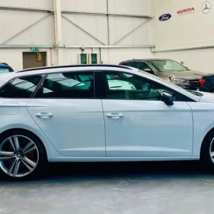 2017 SEAT Leon 2.0 TSI Cupra 300 ST Euro 6 5dr Estate Petrol Manual - Image 6