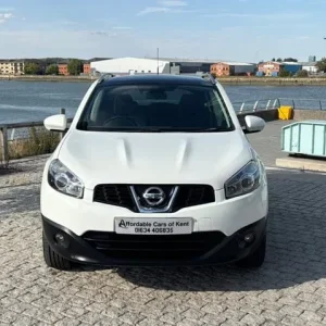 2010 Nissan Qashqai 1.6 N-TEC 5-door Hatchback - Image 3