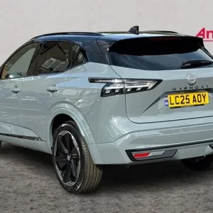 2025 Nissan Qashqai 1.3 DiG-T MH N-Design 5dr Manual Hatchback Petrol Manual - Image 5