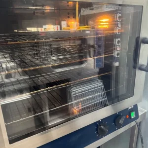 Lincat convection oven - Image 3