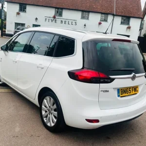 2015 Vauxhall Zafira 1.4T SE 5dr MPV Petrol Manual - Image 8