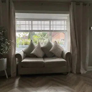 Greige scatterback 3 seater sofa - Image 7