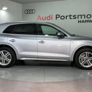 2023 Audi Q5 S Line Estate 2.0 TDI Diesel - Image 2