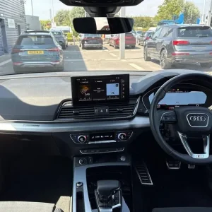 2023 Audi Q5 S Line Estate 2.0 TDI Diesel - Image 3