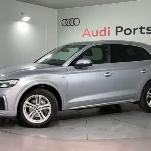 2023 Audi Q5 S Line Estate 2.0 TDI Diesel - Image 6