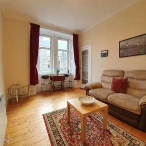1 Bed Flat, Marionville Road - Image 4