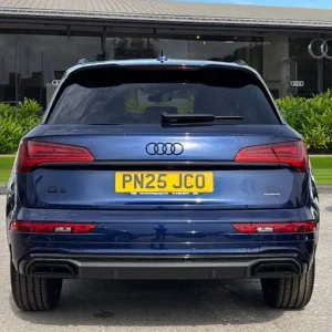 2025 Audi Q5 Black Edition 40 TDI quattro - Image 4