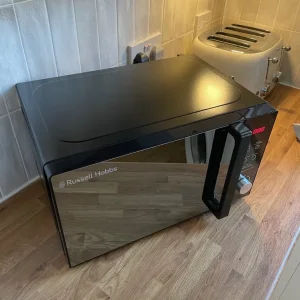 Russell Hobbs microwave - Image 3