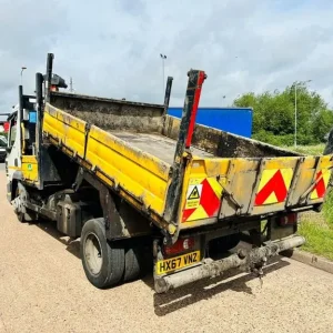 2017 DAF LF 180 7.5 Ton Split Body Dropside Tipper with Tar Chutes - Image 6