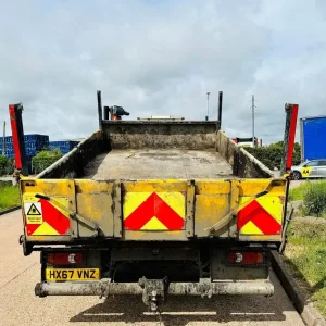 2017 DAF LF 180 7.5 Ton Split Body Dropside Tipper with Tar Chutes - Image 7