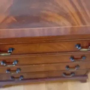 Mahogany style writing desk - Image 4