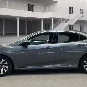 Honda Civic 1.0 VTEC Turbo SE CVT 2019 - Image 6