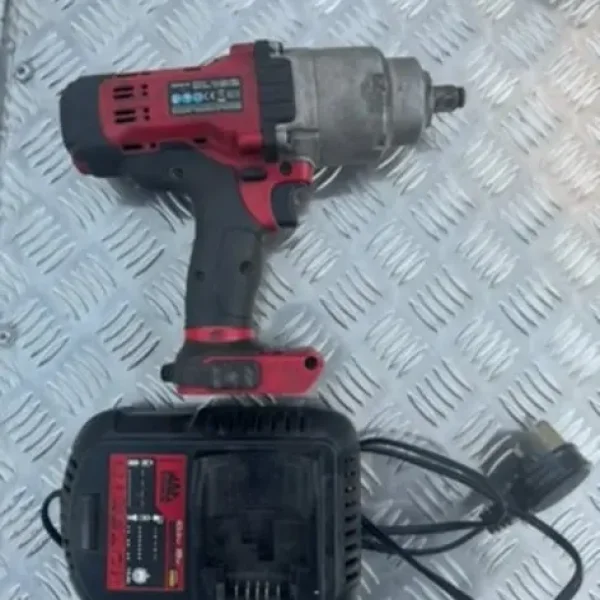 Mac Tools 1/2” battery impact gun