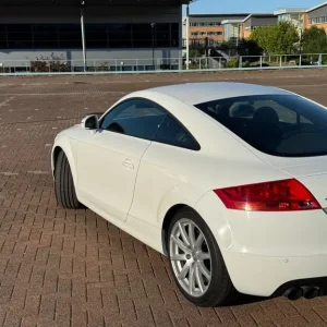 2009 Audi TT Coupe manual - Image 2