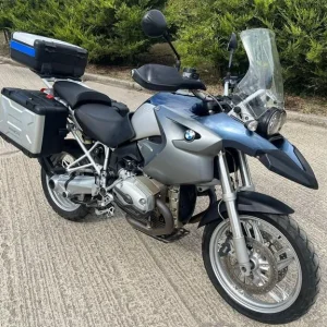 2005 BMW R1200 GS 36k miles with panniers and top box