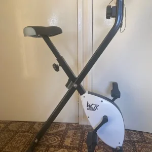 Foldaway exercise bike