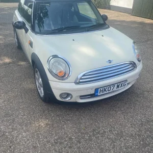 2007 Mini Cooper 3-door manual hatchback