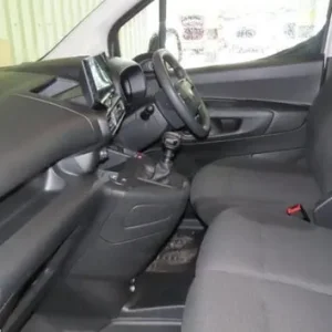 2024 Citroen Berlingo 1.5 BlueHDi 1000 Driver M SWB Euro 6 (s/s) 5dr Panel Van Diesel Manual - Image 2