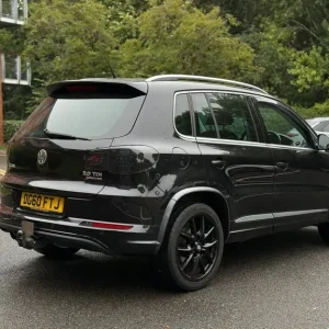Volkswagen Tiguan Estate 2011 DSG Diesel 4Motion - Image 5