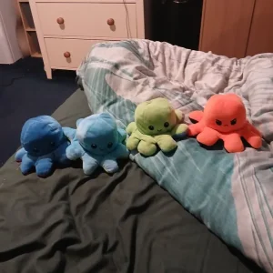 Reversible octopus plush quadruple pack