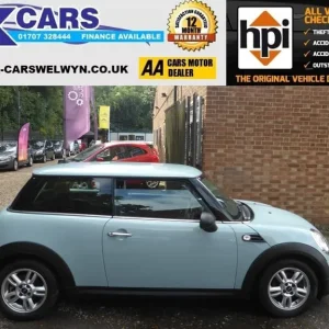 2013 MINI Hatch 1.6 Petrol Manual 3-Door with Alloy Wheels and Bluetooth