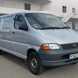2002 Toyota HiAce 300 GS Panel Van Diesel Manual - Image 2