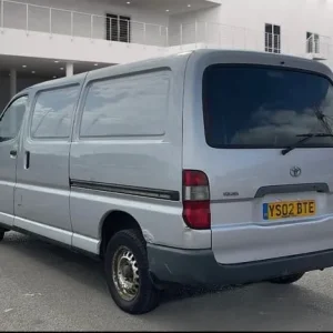 2002 Toyota HiAce 300 GS Panel Van Diesel Manual - Image 3