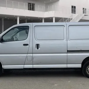 2002 Toyota HiAce 300 GS Panel Van Diesel Manual - Image 6