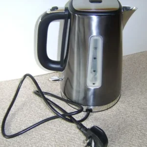 Russell Hobbs Kettle 3000 W - Image 2