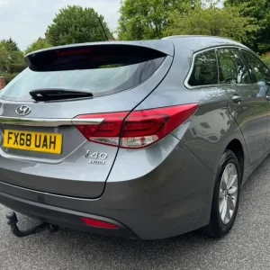 2018 Hyundai i40 1.7 CRDi S Blue Drive Estate - Image 6