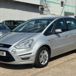 2013 Ford S-Max 2.0 TDCi Zetec Euro 5 5-door MPV Diesel Manual - Image 2