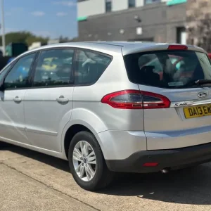 2013 Ford S-Max 2.0 TDCi Zetec Euro 5 5-door MPV Diesel Manual - Image 3