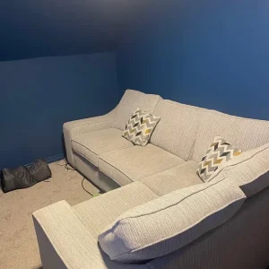 Grey L-shaped sofa - Image 3