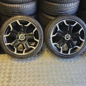 Citroen Genuine 17-inch alloy wheels with 4 tyres