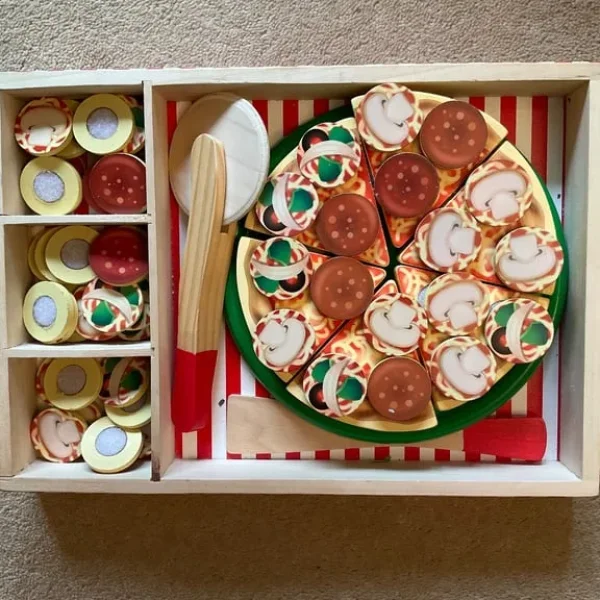 Wooden pizza toy