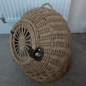 Cat basket with cushion - Image 2