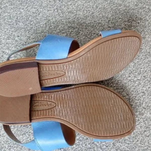 Ladies sandals - Image 2