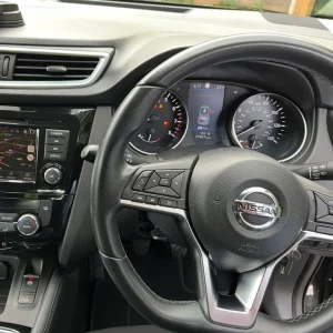 Nissan Qashqai 1.3 DiG-T manual 2020