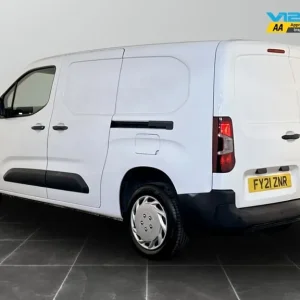 2021 Citroen Berlingo 1.5 BlueHDI 950 Enterprise XL LWB Euro 6 6-door van - Image 8
