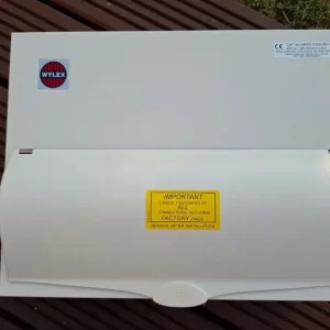 Wylex NMRS10SSLMHI Consumer unit - Image 2