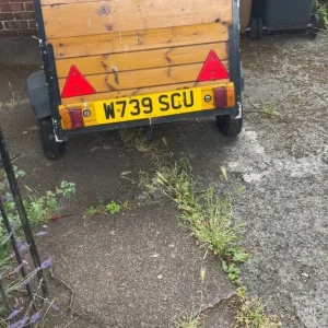 Wooden vehicle trailer