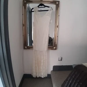 Size 10/12 wedding dress