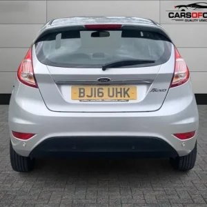 2016 Ford Fiesta 1.5 TDCi EcoNetic Titanium Hatchback - Image 8