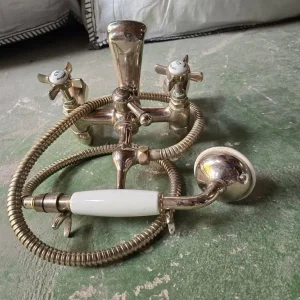 vintage-style bath/shower mixer