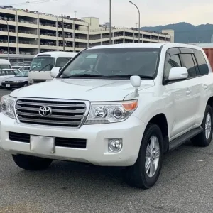 2013 Toyota Land Cruiser AX G 4.6L V8 Petrol Auto – 12K Miles – 1 Owner – Japan Spec - Image 5